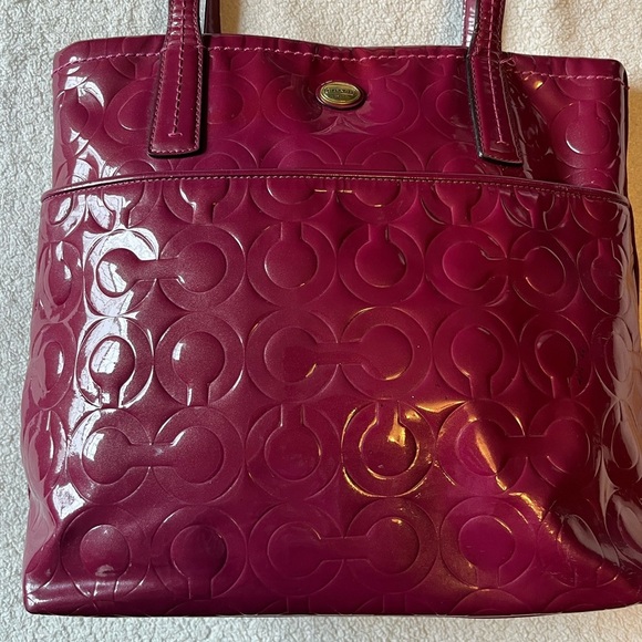 Coach Patent Leather Medium-Sized Tote Bag, Cranberry dark pink color - Picture 2 of 16